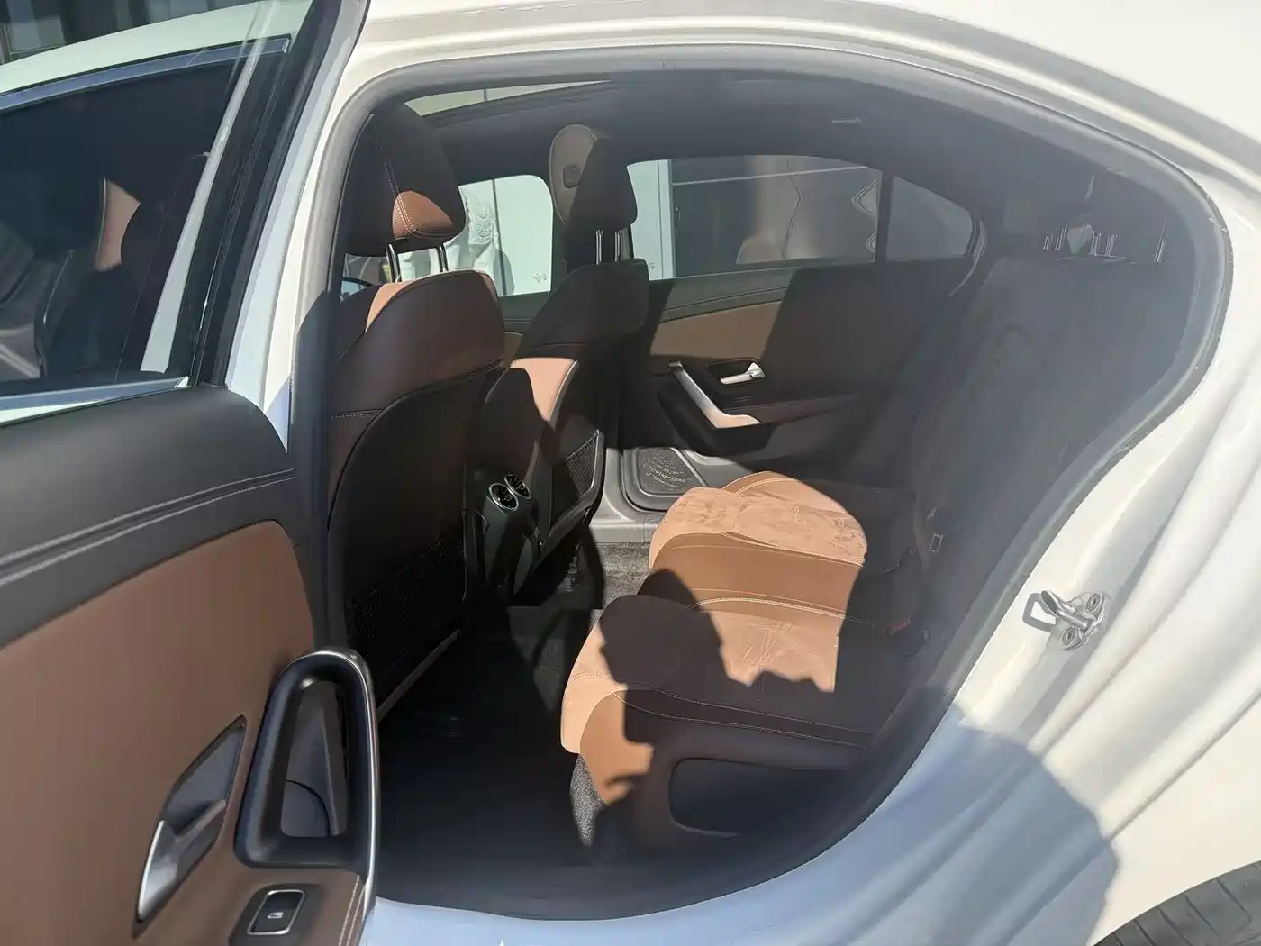Mercedes-Benz A-Class 2023 A 200 L Fashion фото 22