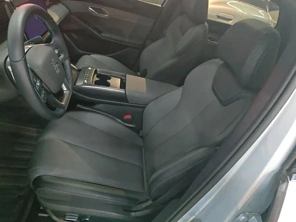 BYD Qin L 2025 2025 EV 470KM Leading Edition