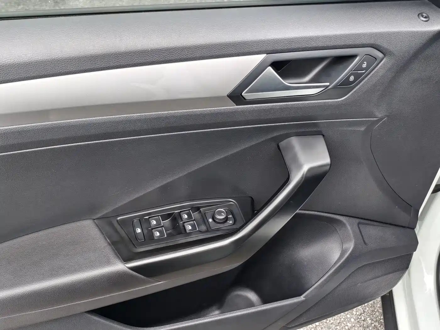 Volkswagen T-ROC 2022 280TSI DSG 2WD Elite PLUS фото 12
