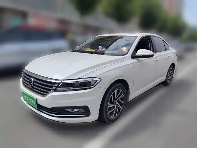 Volkswagen Lavida 1.5L, автомат
