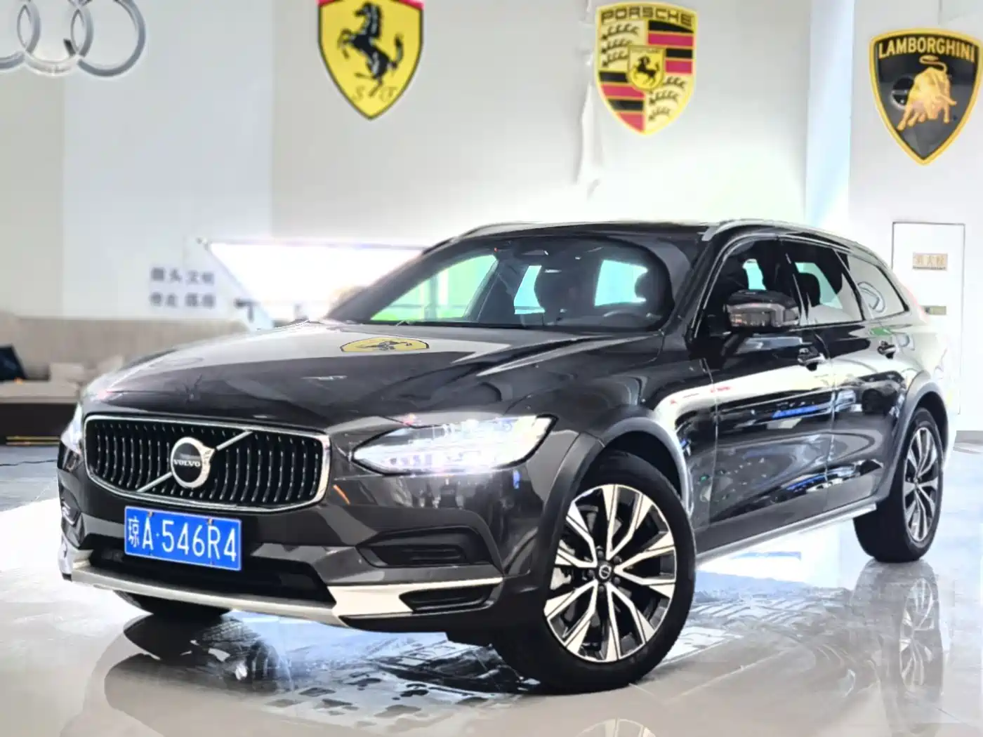 Volvo V90 2024 2024 Cross Country B5 AWD Wisdom Edition