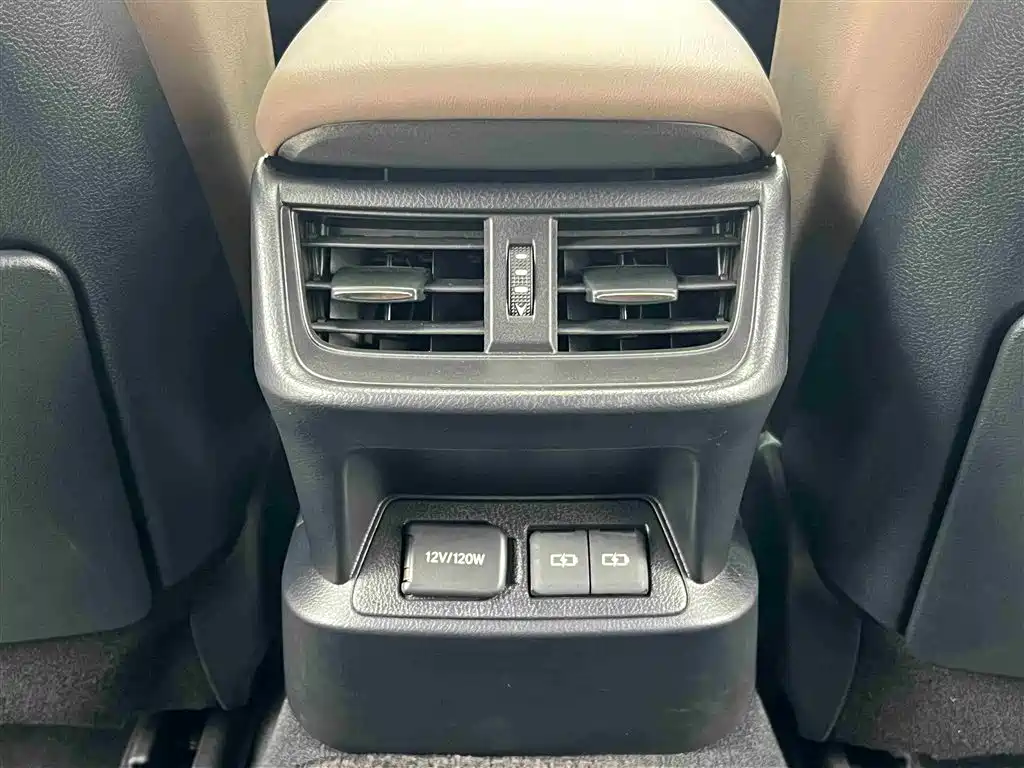 Lexus ES 2023 200 Excellence Edition фото 34