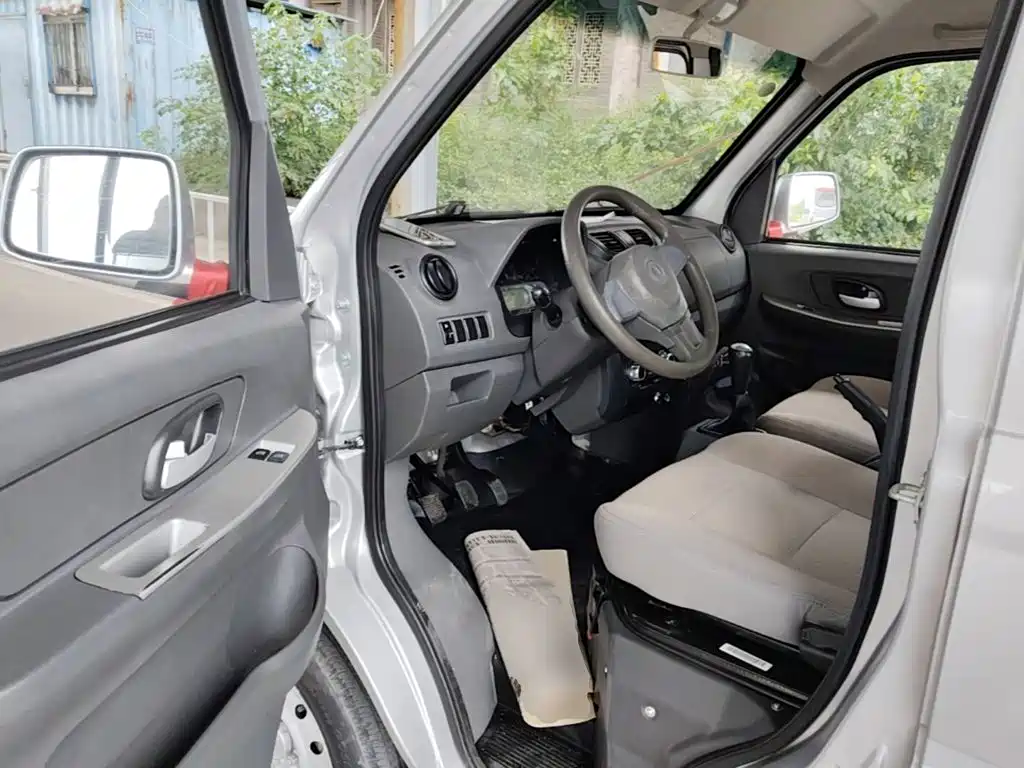 Dongfeng Xiaokang DFSK C32 2020 2019 1.5L Standard China VI DK15
