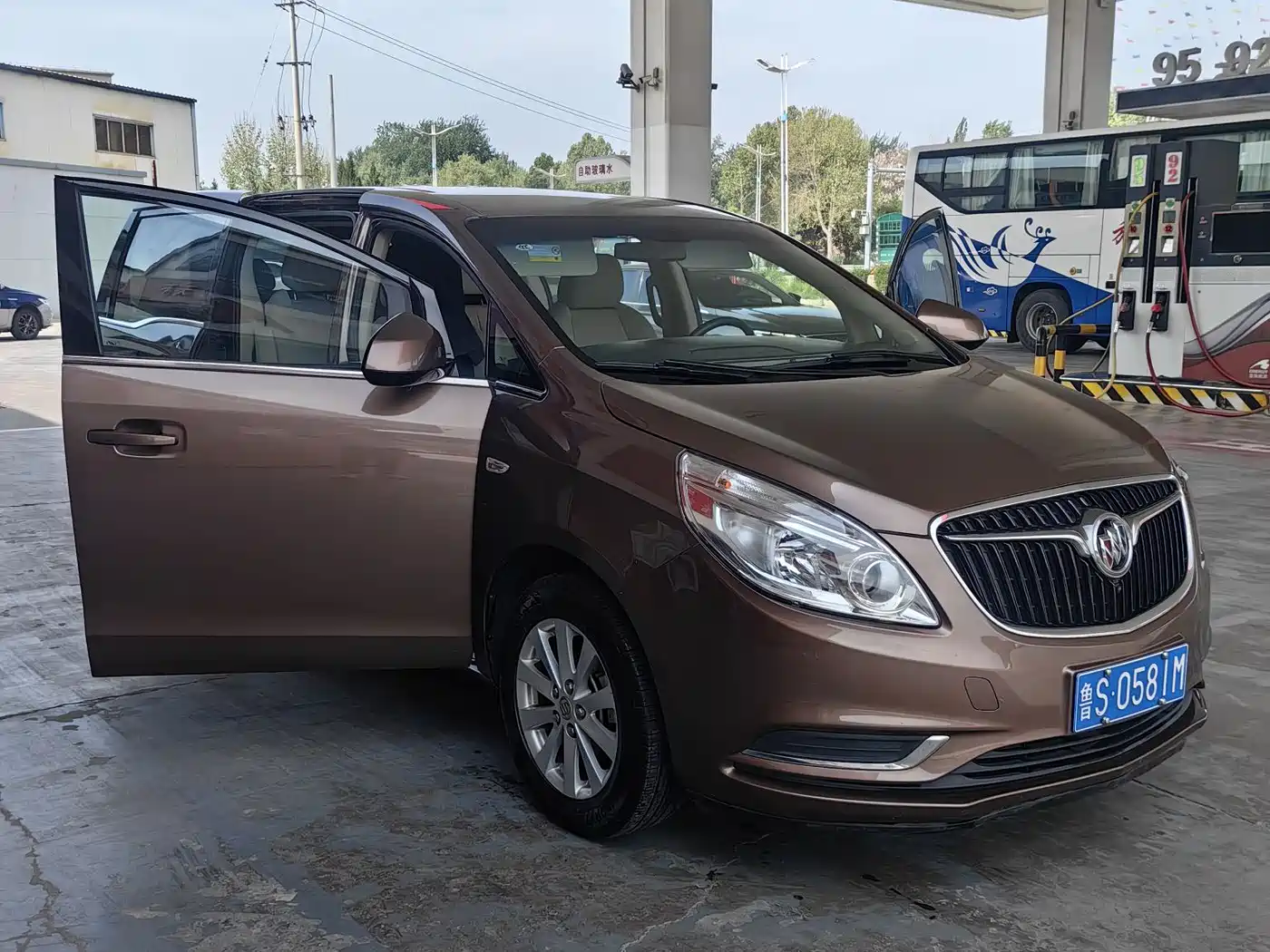 Buick GL8 2018 28T Comfort China VI