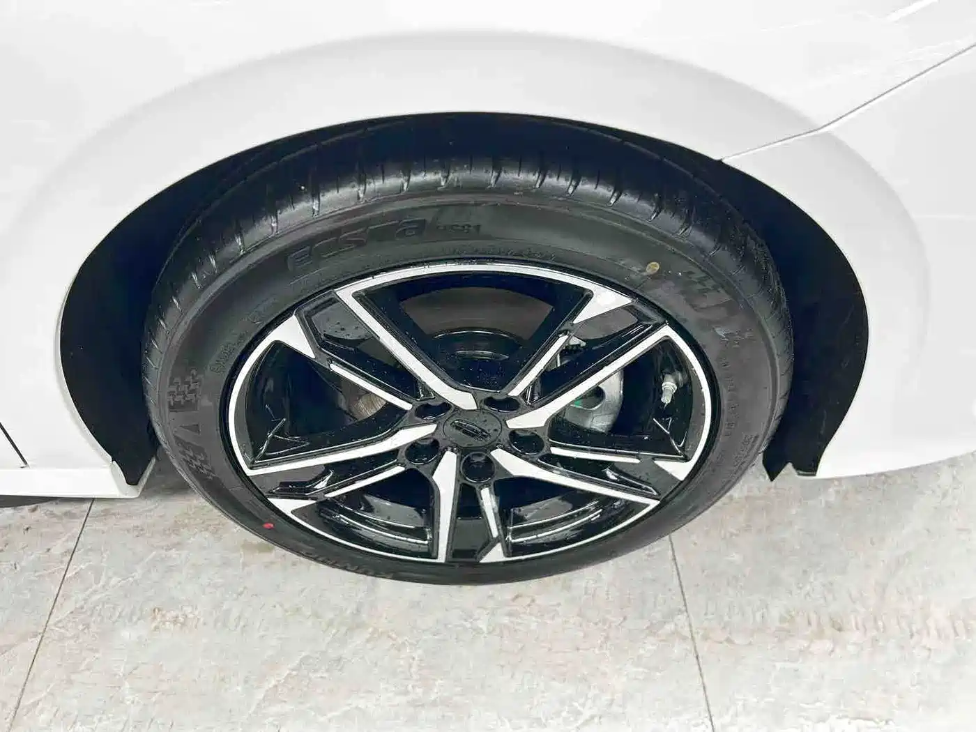 Geely Binrui 2026 2024 Binrui COOL 1.5T DCT Soaring Dragon Edition