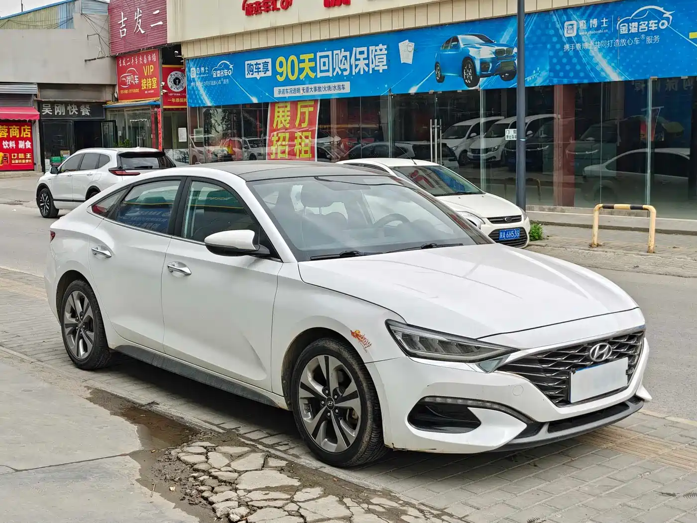 Hyundai Fista 2019 280TGDi Sport Edition China VI фото 3