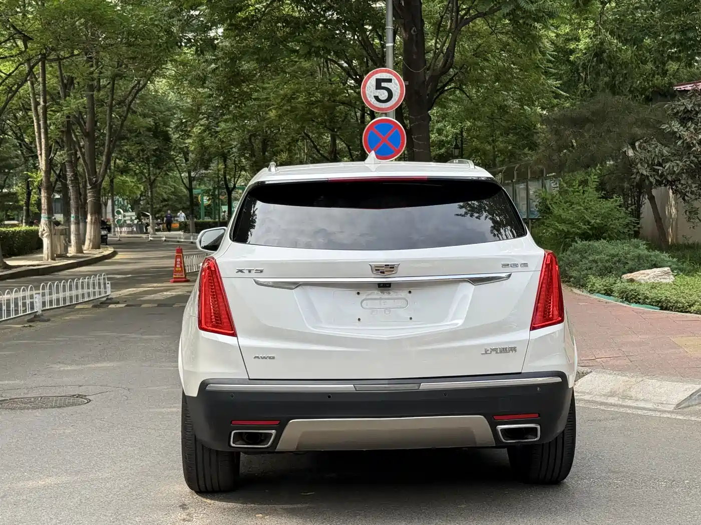 Cadillac XT5 2018 28E 4WD Platinum Edition фото 5