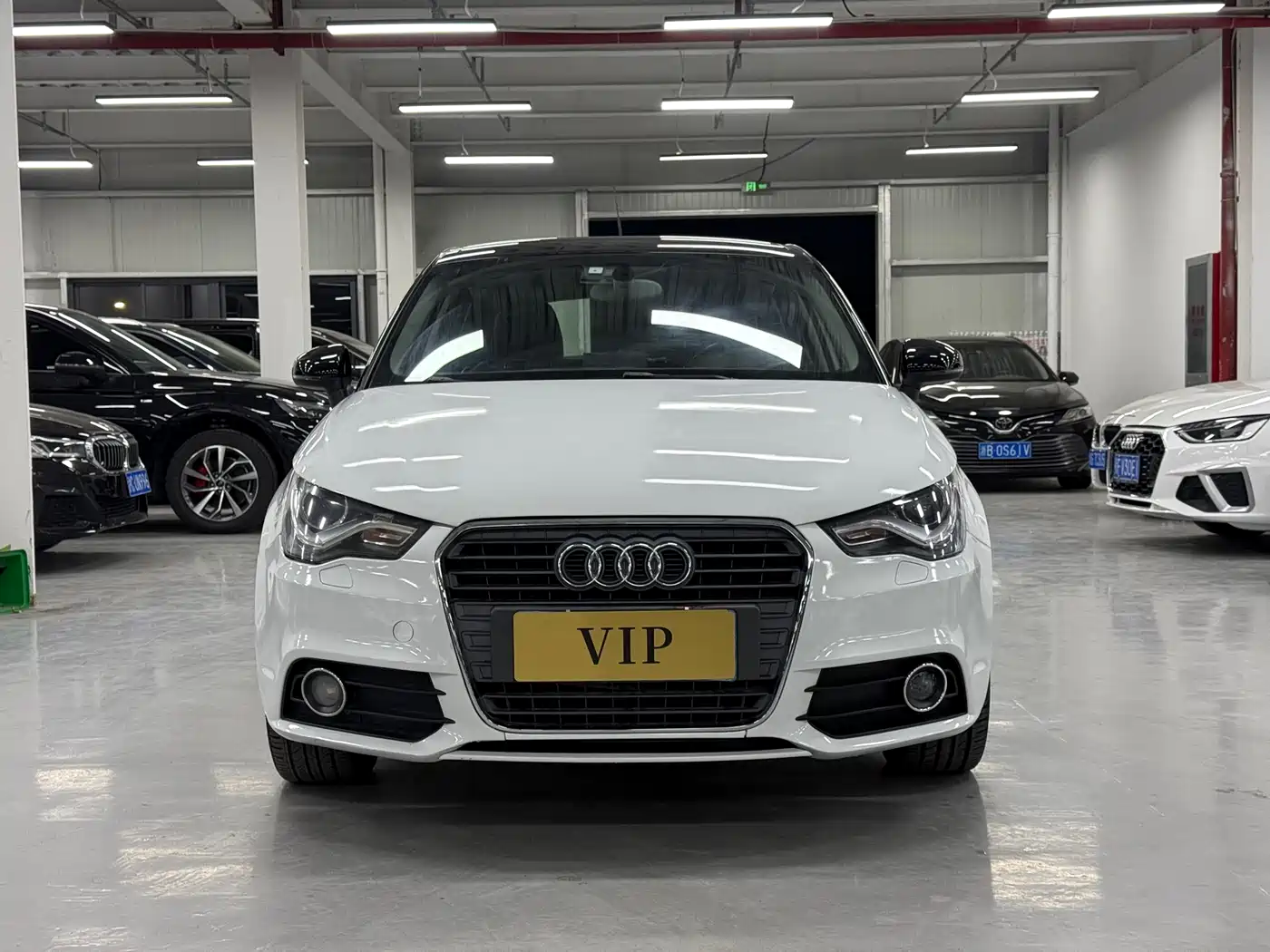 Audi A1 2014 30 TFSI Sportback Comfort фото 2