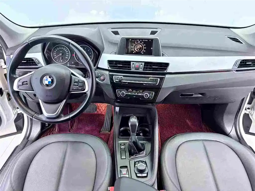 BMW X1 2016 sDrive18Li Fashion Model фото 9