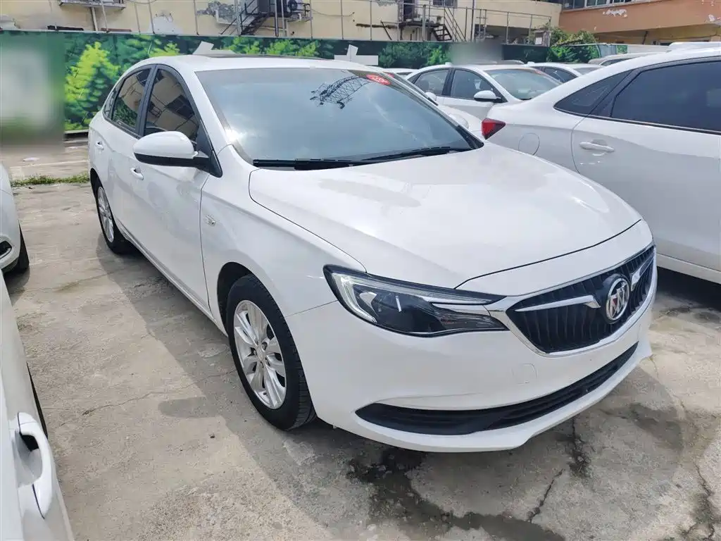 Buick Excelle 2019 15T DCT Connected Elite Type China VI фото 4