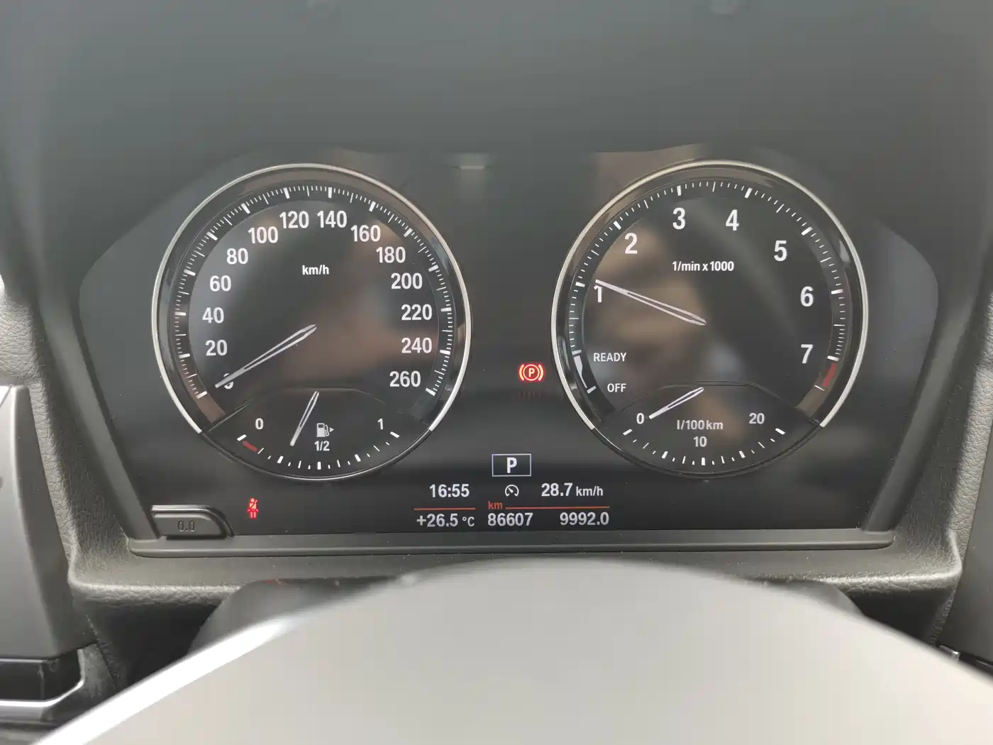 BMW 1 Series 2018 118i Sport Edition фото 13