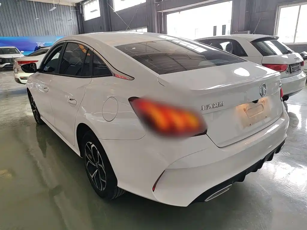 MG MG5 2024 2023 180DVVT CVT Luxury Edition