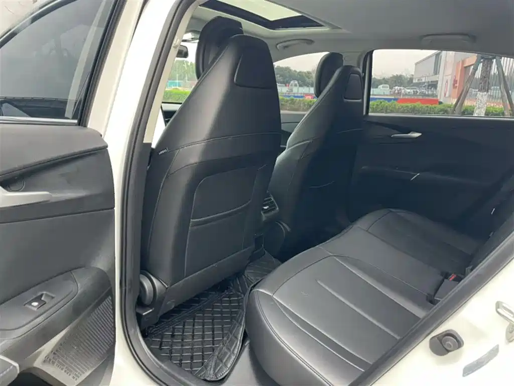 Changan Eado 2026 2025 Blue Whale 1.5T 500Bar Premium