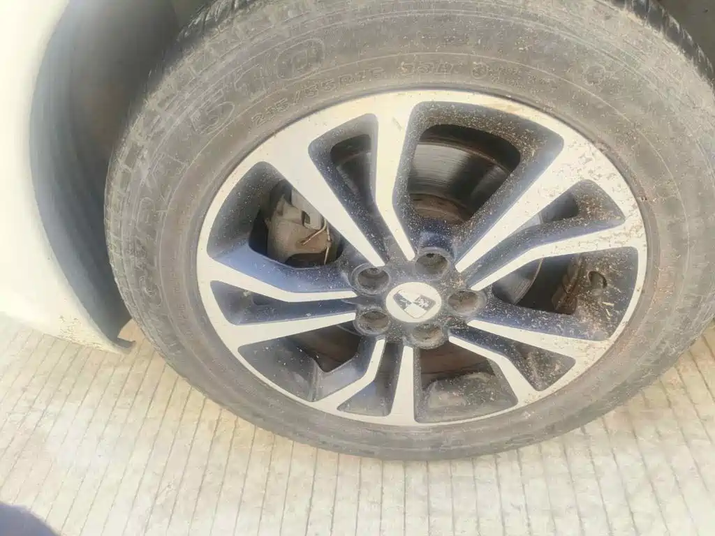 Roewe e550 2016 2016 Exclusive Edition