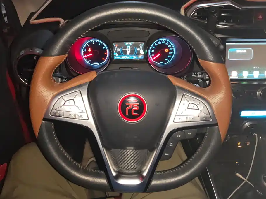 BYD Yuan 2016 2016 1.5L Manual Honor Type