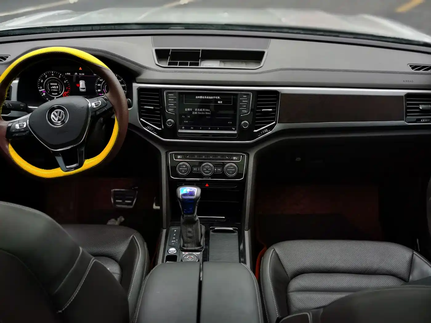 Volkswagen Teramont 2017 530 V6 4WD Flagship Edition фото 6