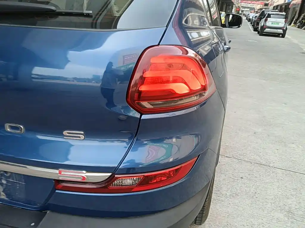 Qoros 5 2018 2018 1.6T Automatic Leading Type
