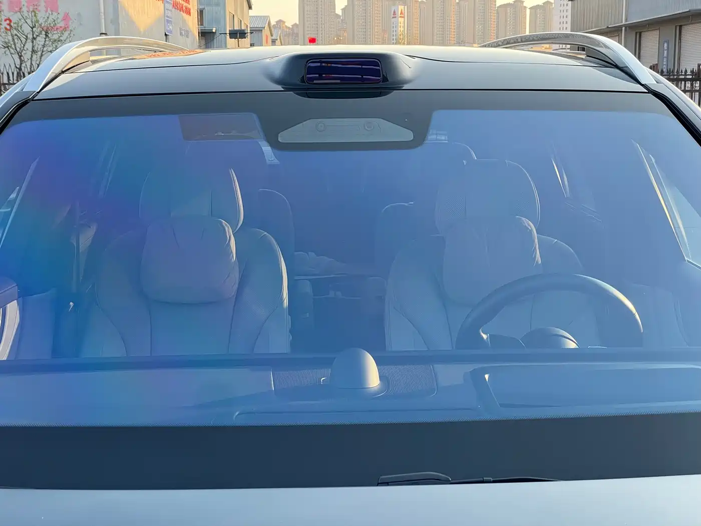 AITO Wenjie AITO M9 2024 Range Extender Ultra 52kWh 6-seater фото 4