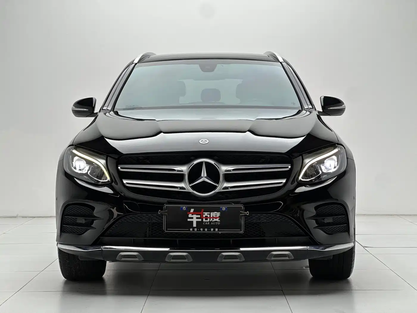 Mercedes-Benz GLC 2017 GLC 260 4MATIC Dynamic фото 2