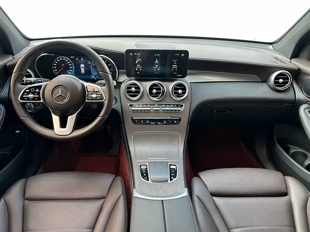 Mercedes-Benz GLC 2020 Facelift GLC 260 L 4MATIC Luxury фото 6