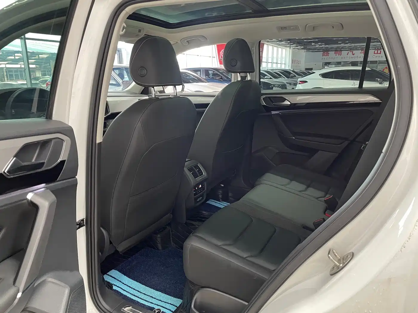Volkswagen Tayron 2021 280TSI 2WD Luxury Smart Connect фото 9