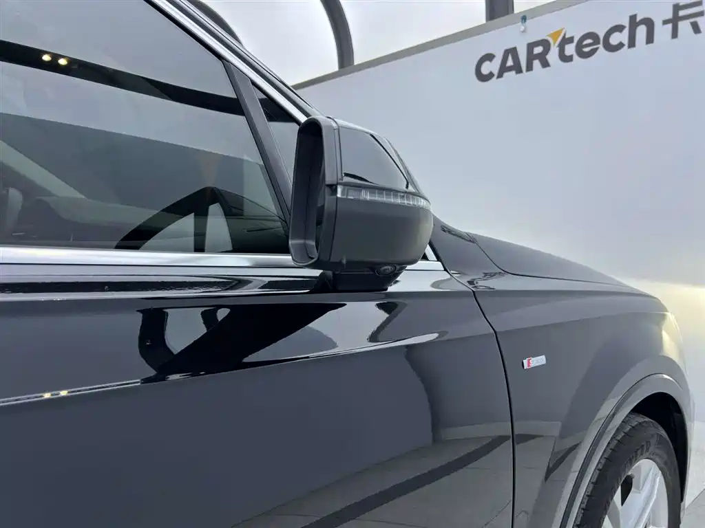 Audi Q7 2021 45 TFSI quattro S line Sport фото 3