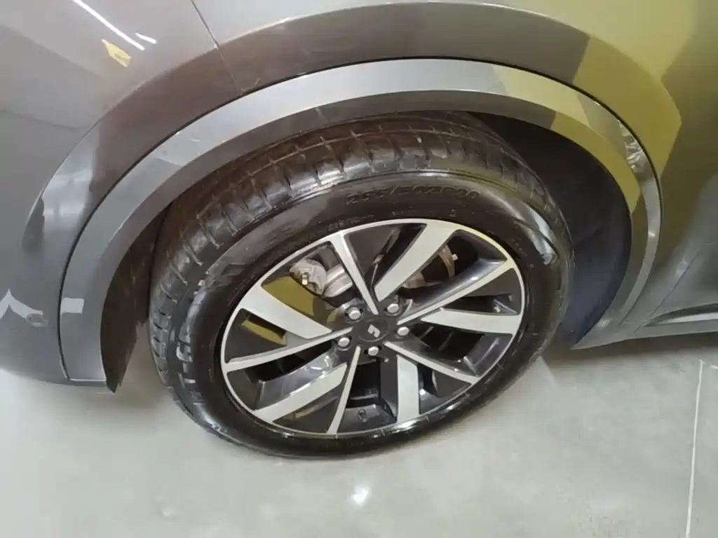 Li Auto Li L8 2022 2023 Pro