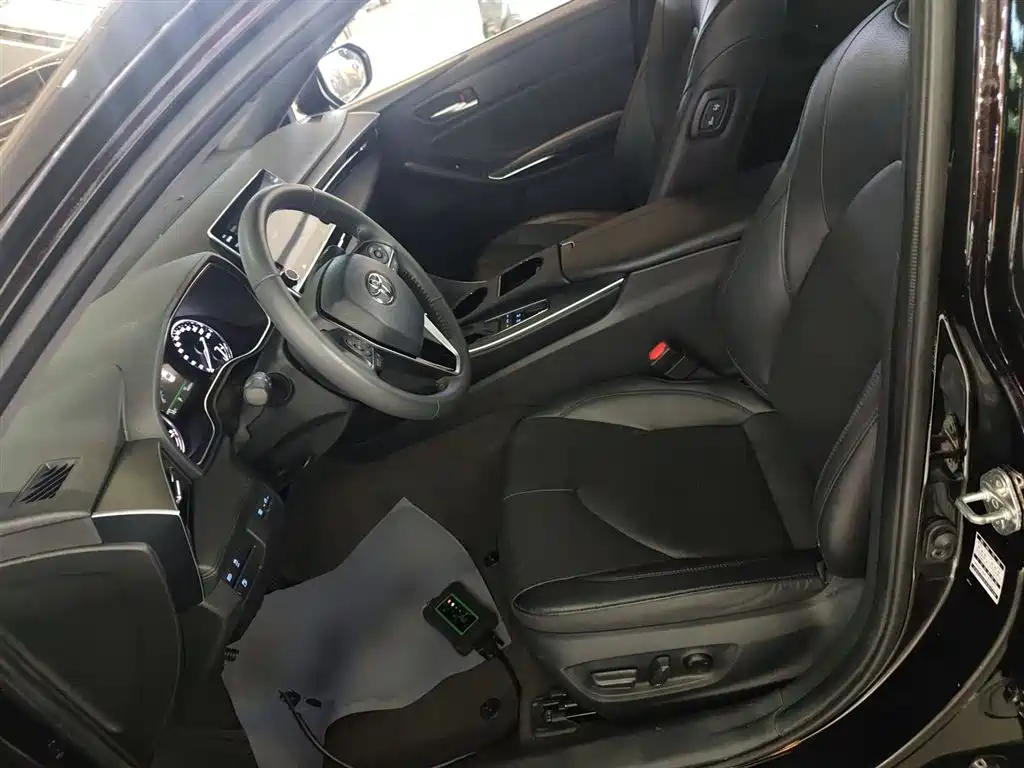 Toyota Avalon 2019 Hybrid 2.5L Luxury Edition China VI фото 15