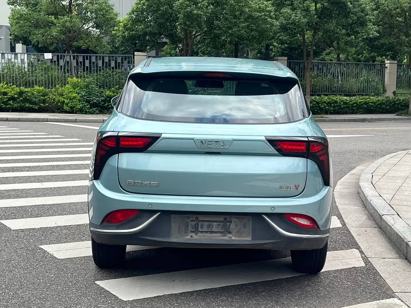 Nezha Auto Nezha V 2022 2022 Standard Range Industry Custom Edition