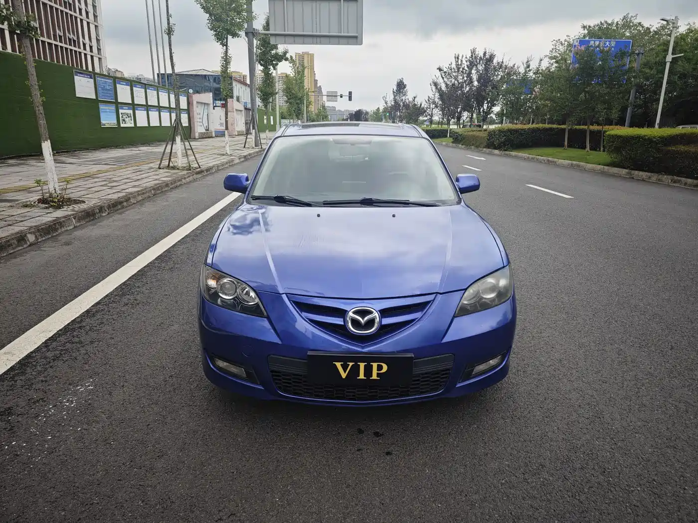 Фото 1 - Mazda 3