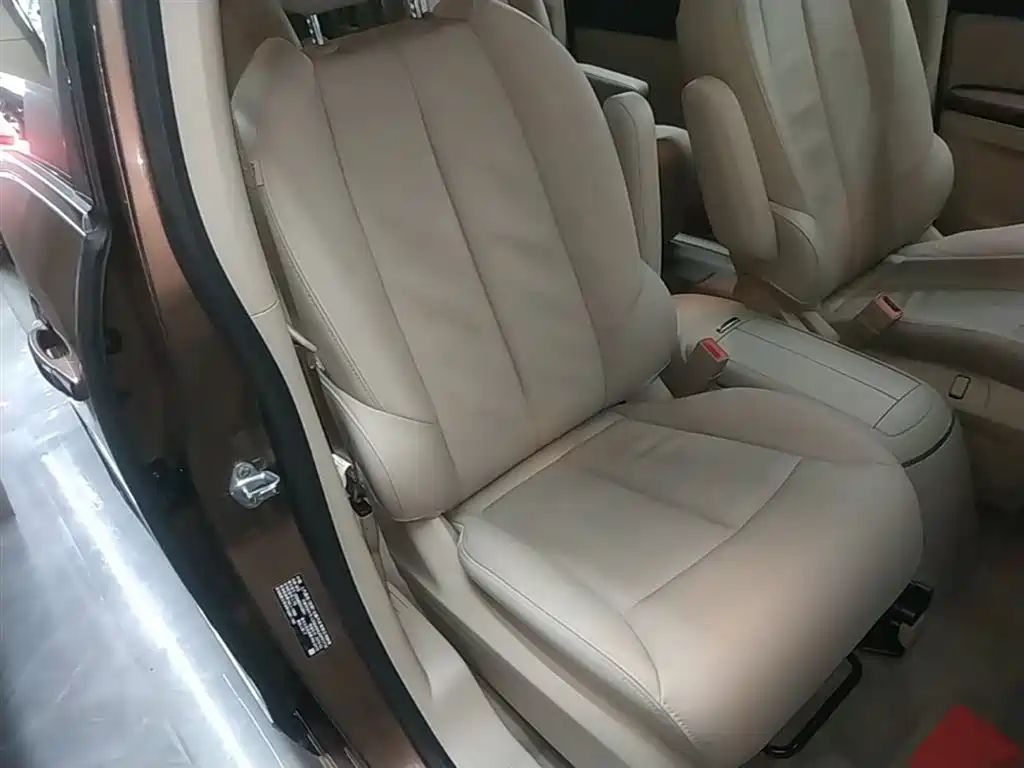 Buick GL8 2018 28T Luxury Model China VI фото 25