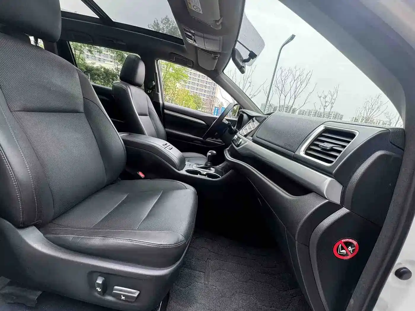 Toyota Highlander 2015 2.0T AWD Luxury Edition 7-seater фото 10