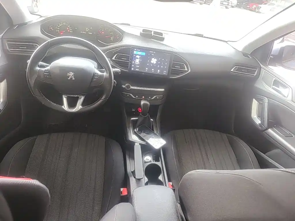 Peugeot 308S 2016 2015 1.2T Auto Dynamic Edition