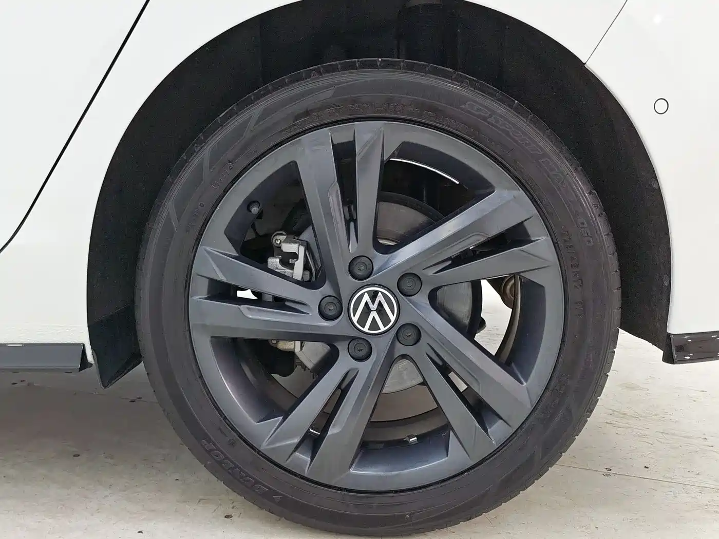 Volkswagen Golf 2023 280TSI DSG R-Line Lite фото 18
