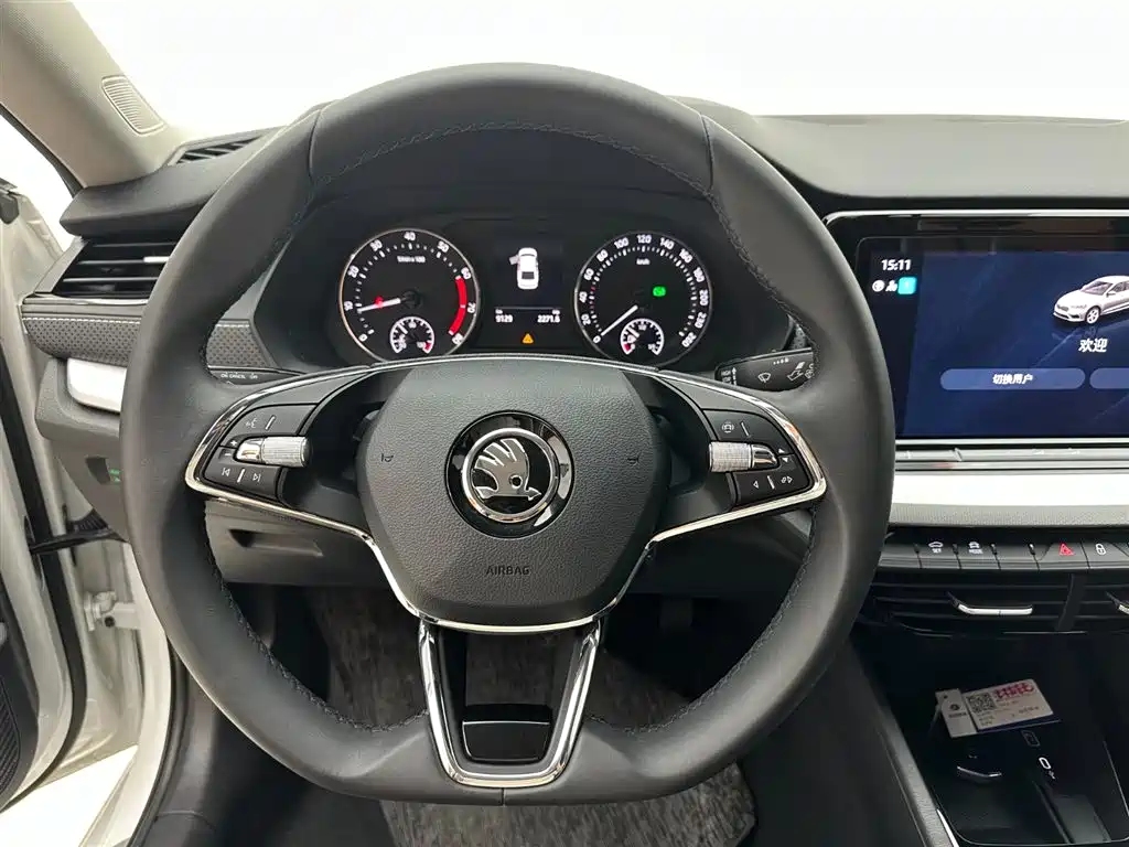 Škoda Octavia 2023 Facelift PRO TSI280 Premium Edition фото 11
