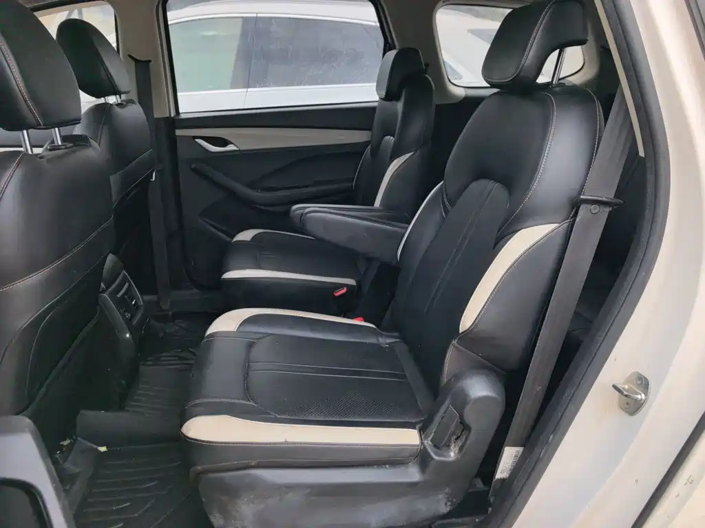 Baojun 360 2020 2019 Facelift 1.5L Manual Elite (China VI)
