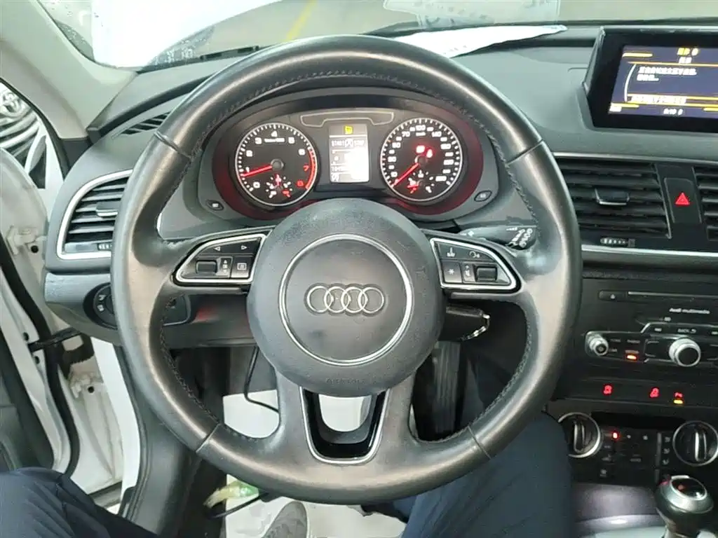 Audi Q3 2018 30th Anniversary Edition 30 TFSI Fashion фото 11