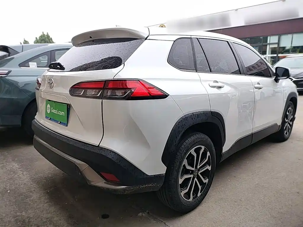 Toyota Frontlander 2022 2.0L CVT Luxury Edition фото 7