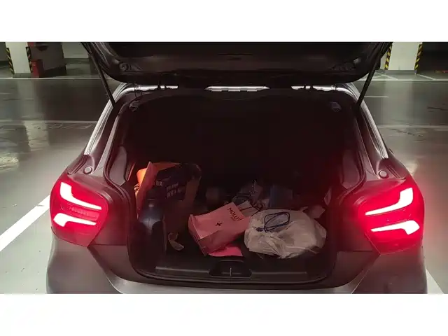 Mercedes-Benz A-Class AMG (Import) 2017 AMG A 45 4MATIC — фото 4