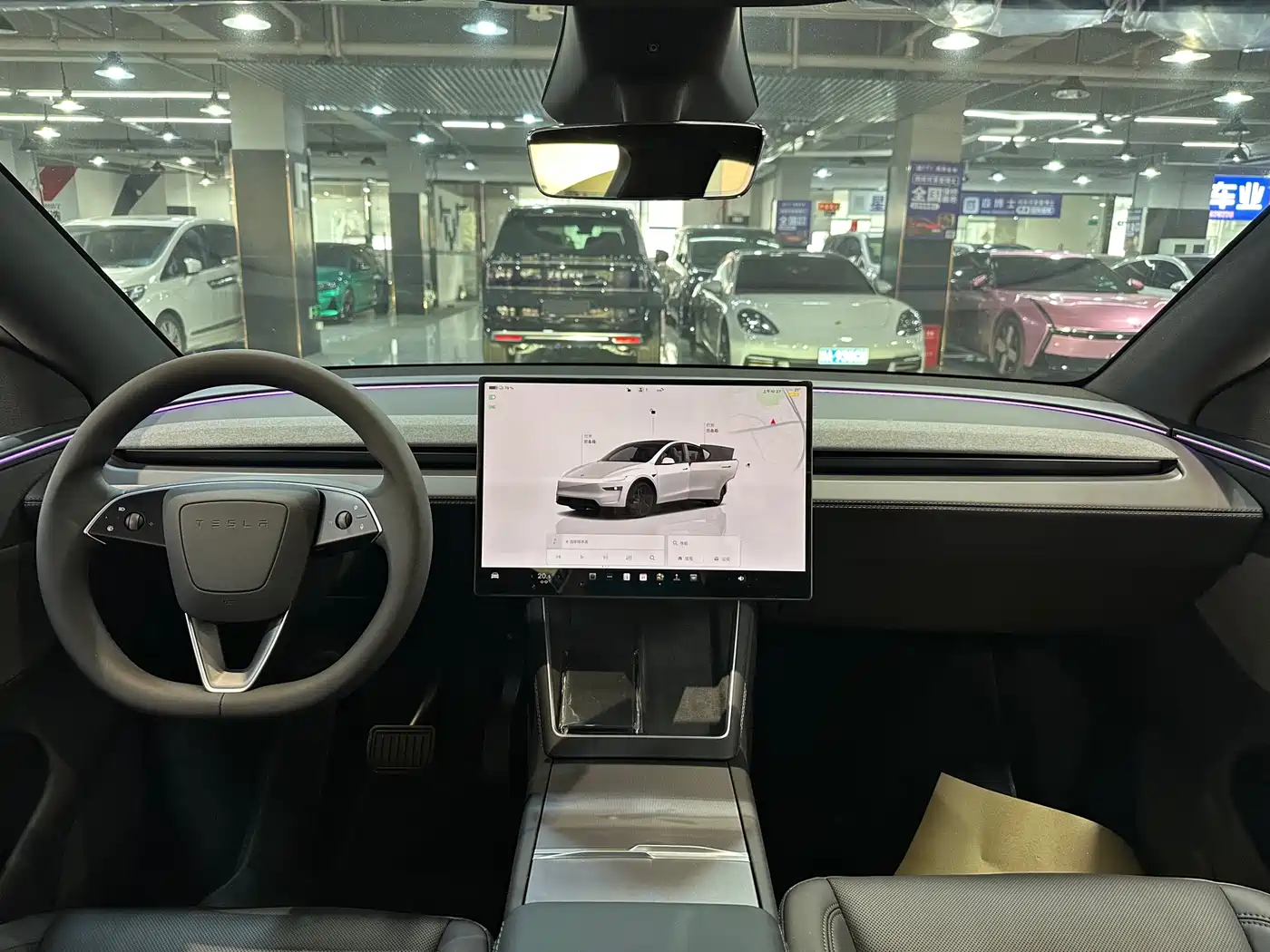 TESLA MODEL Y