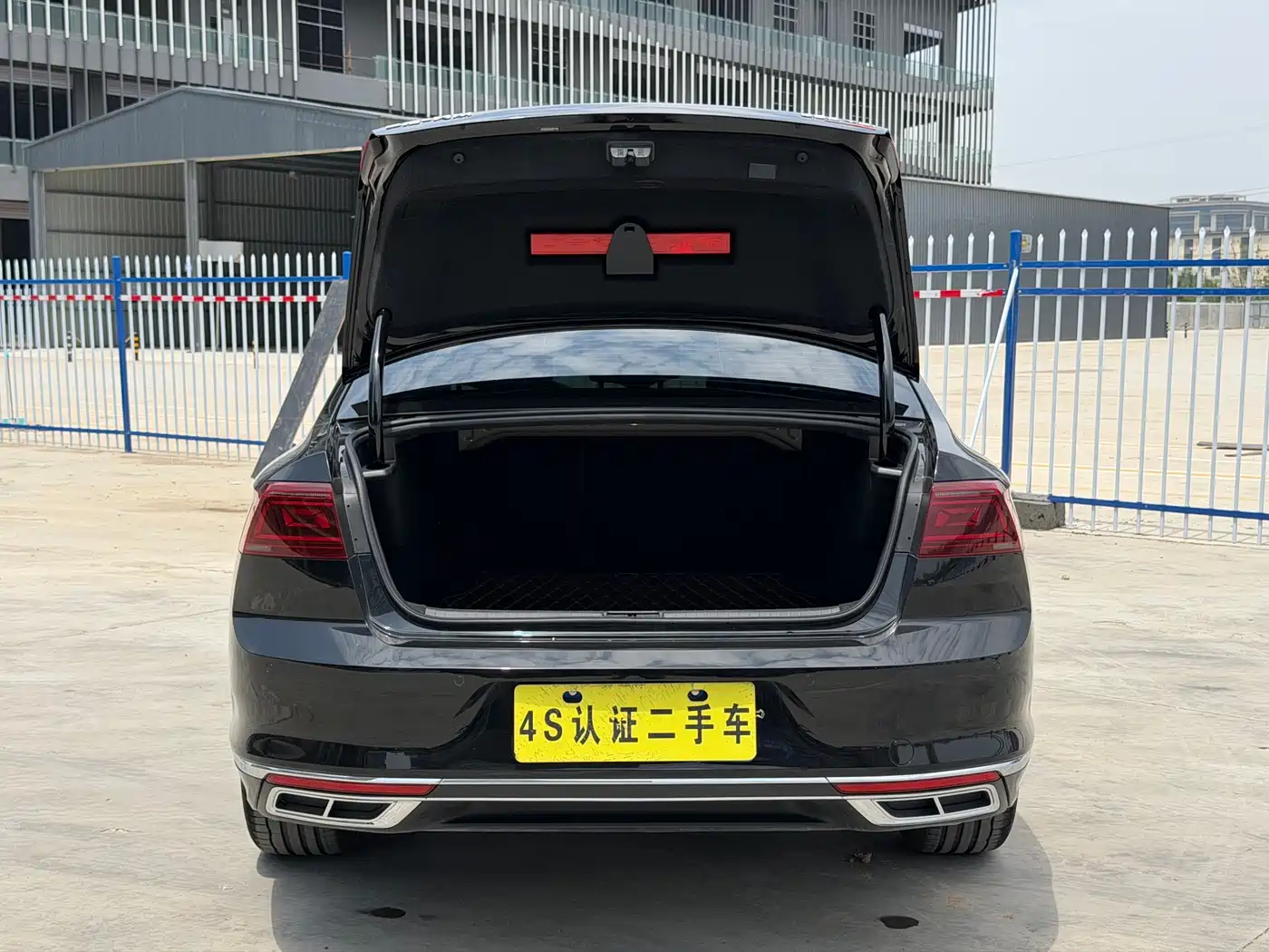 Volkswagen Magotan 2025 Popular Edition 330TSI DSG Luxury фото 23