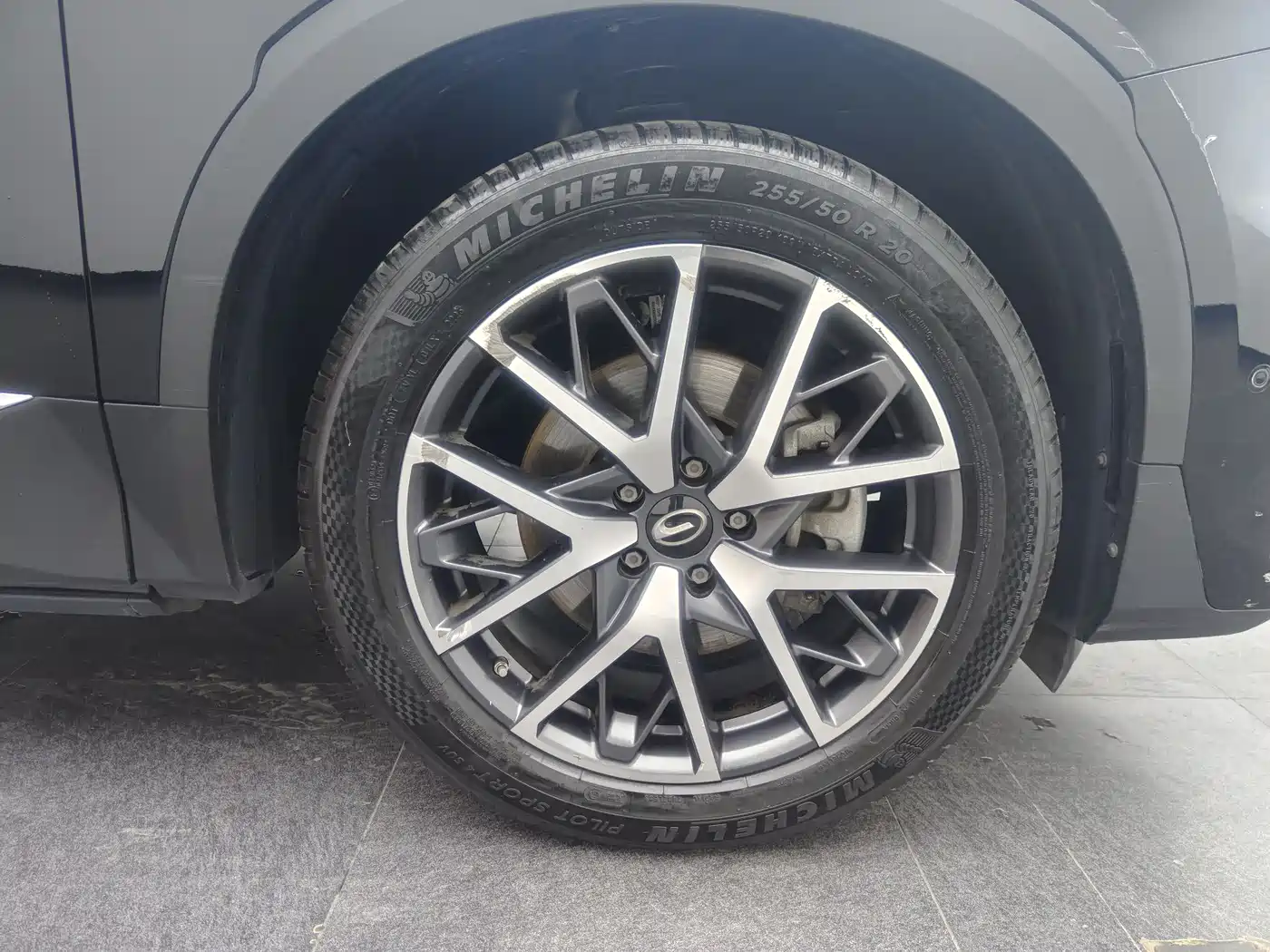 GAC Trumpchi Trumpchi GS8 2022 Pilot Series 2.0TGDI 2WD Premium Edition (7-Seater) фото 17