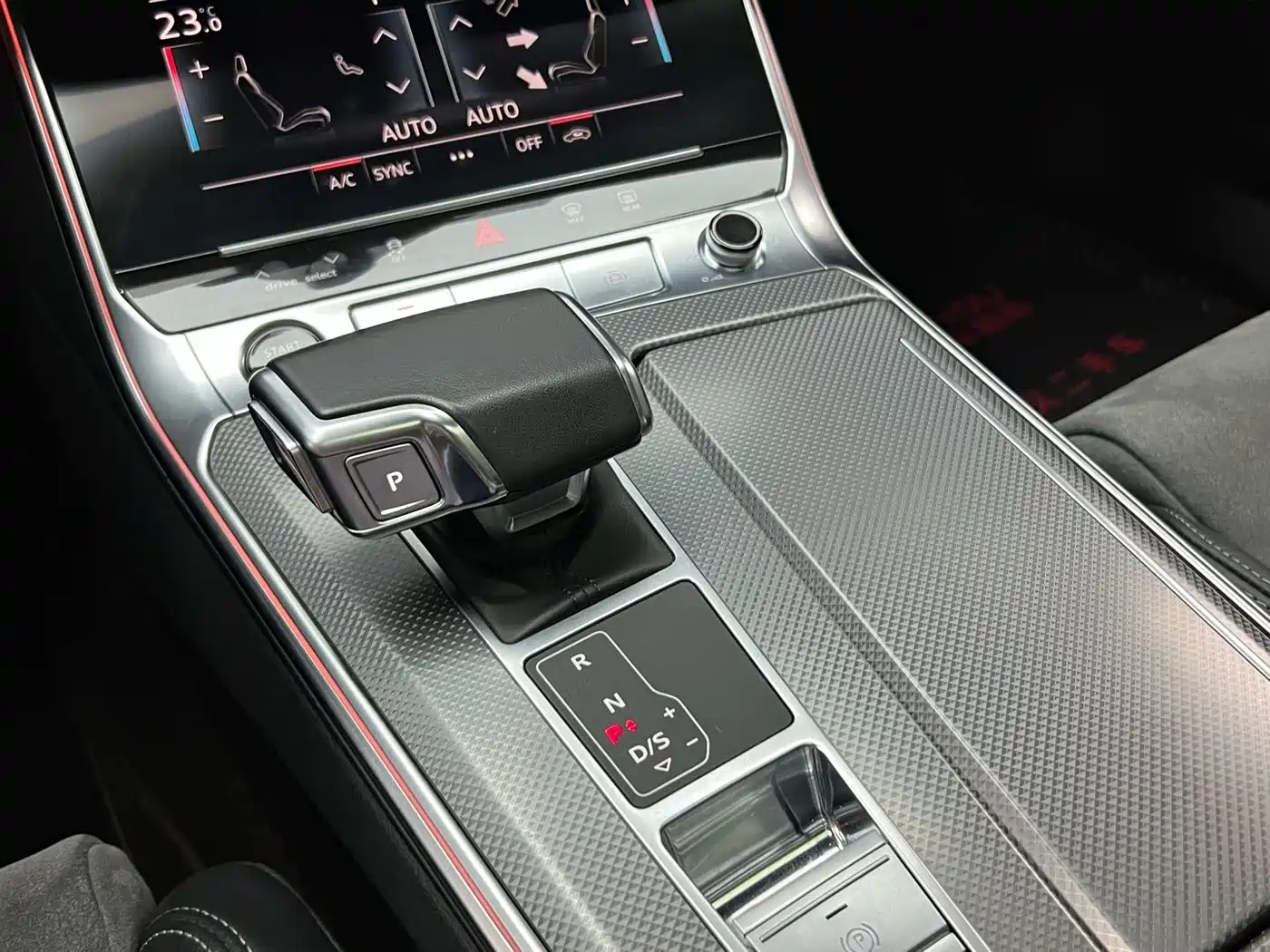Audi A6L 2023 45 TFSI Premium Selection Dynamic фото 15