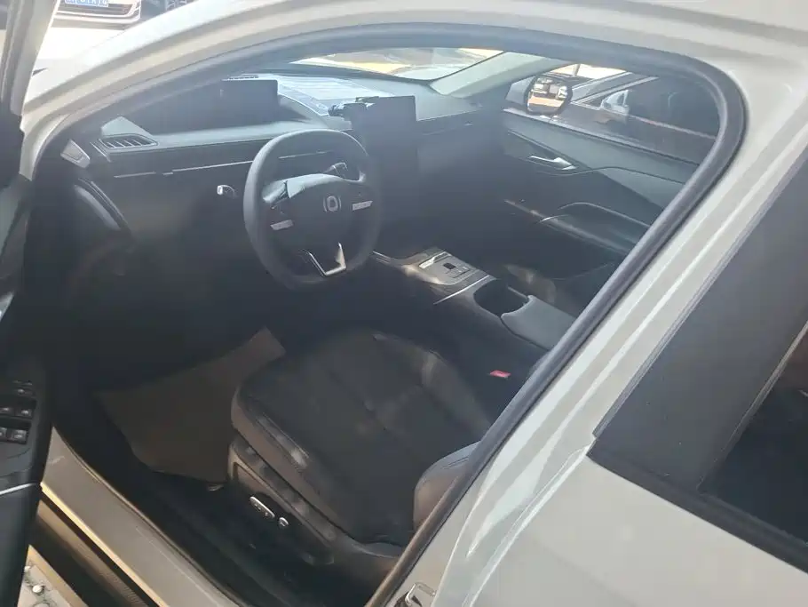 Changan Qiyuan A05 2025 2025 Model True Fragrance Edition 70 Surpass