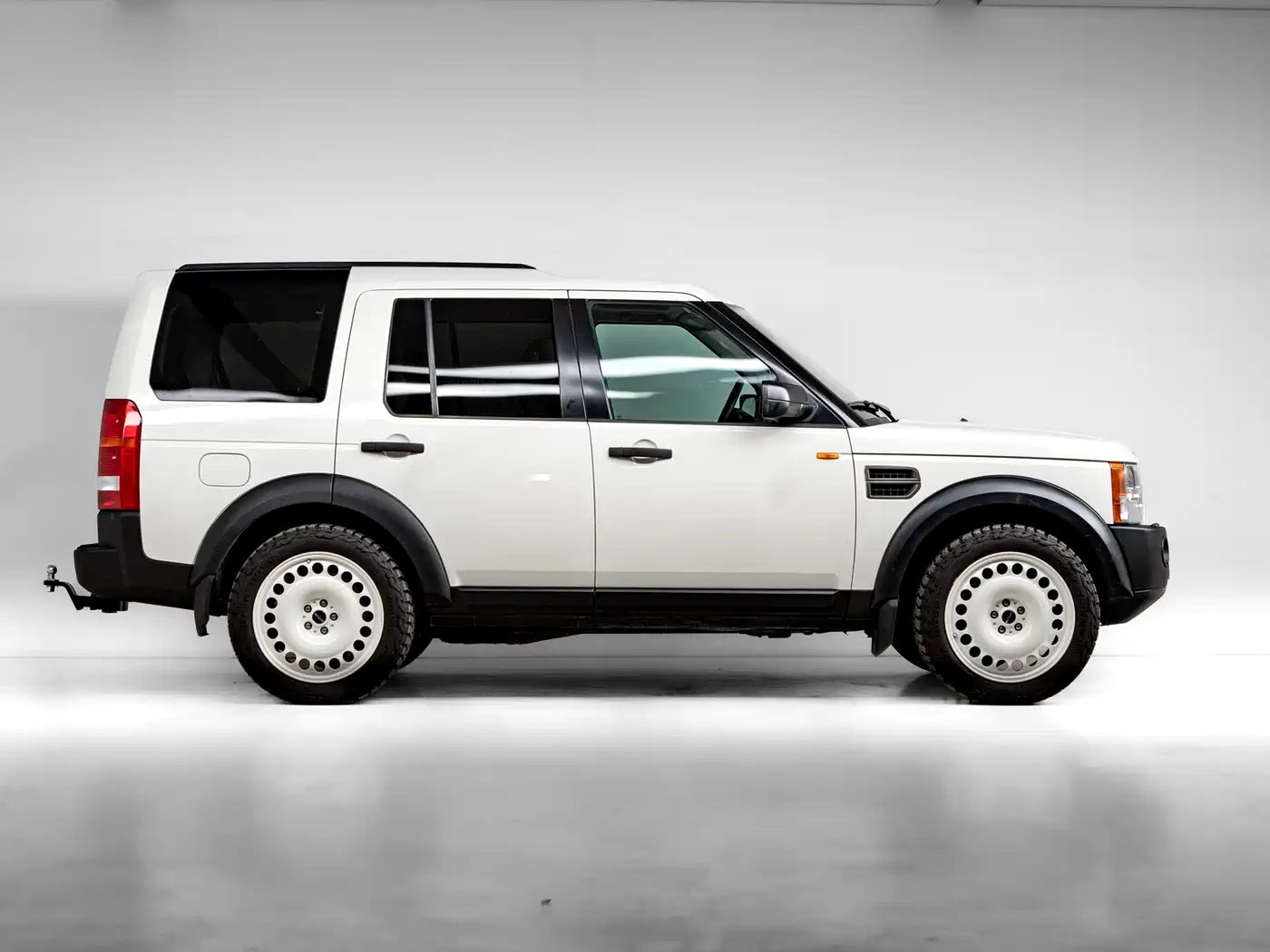 Land Rover Discovery 2005 Model 4.4 V8 HSE фото 5
