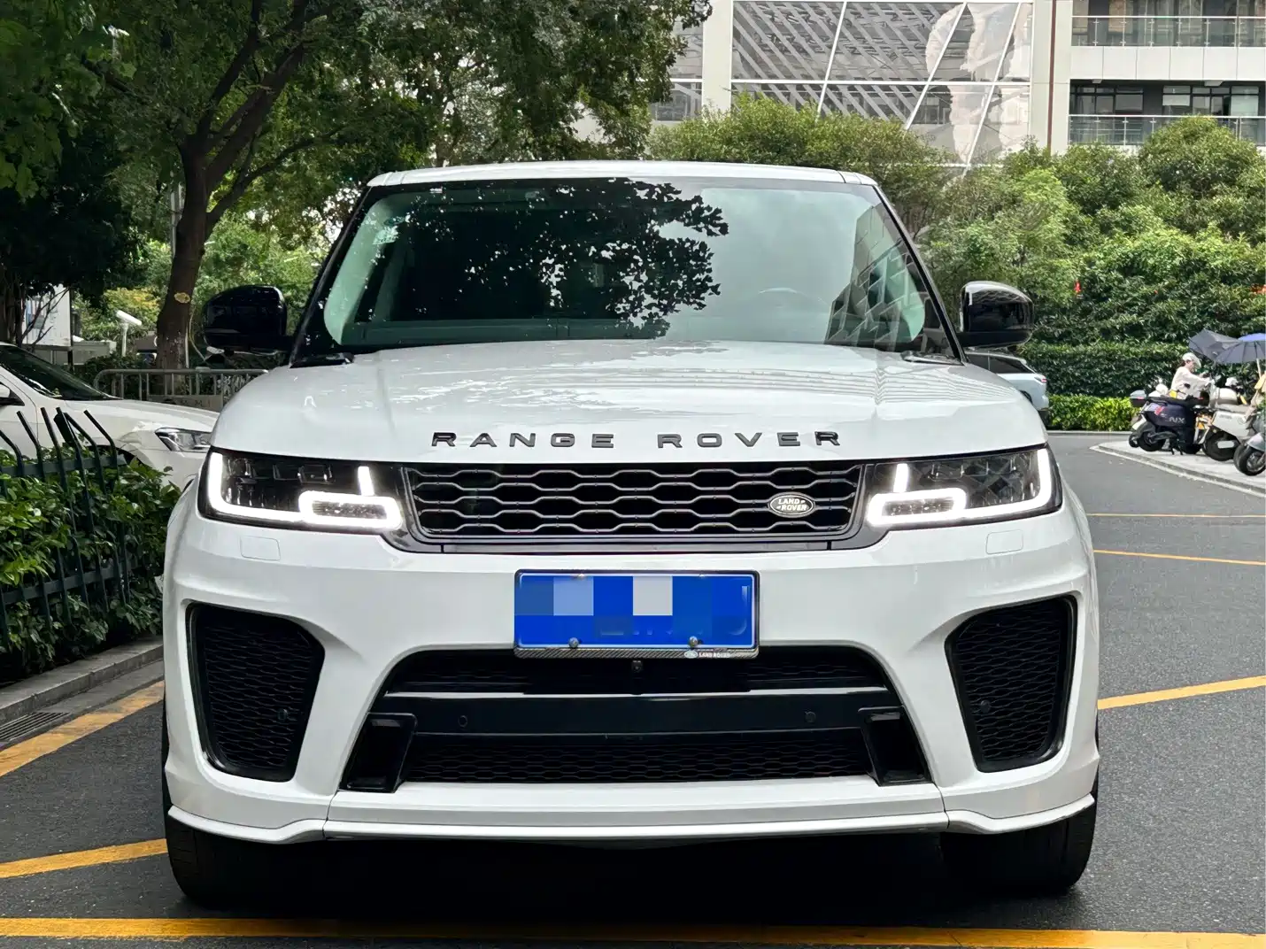 Фото 2 - Land Rover Range Rover Sport