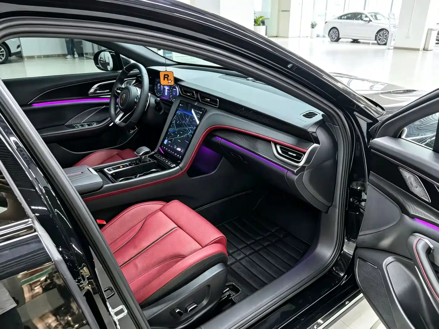 Hongqi H6 2024 Model 2.0T Fashion Edition фото 14