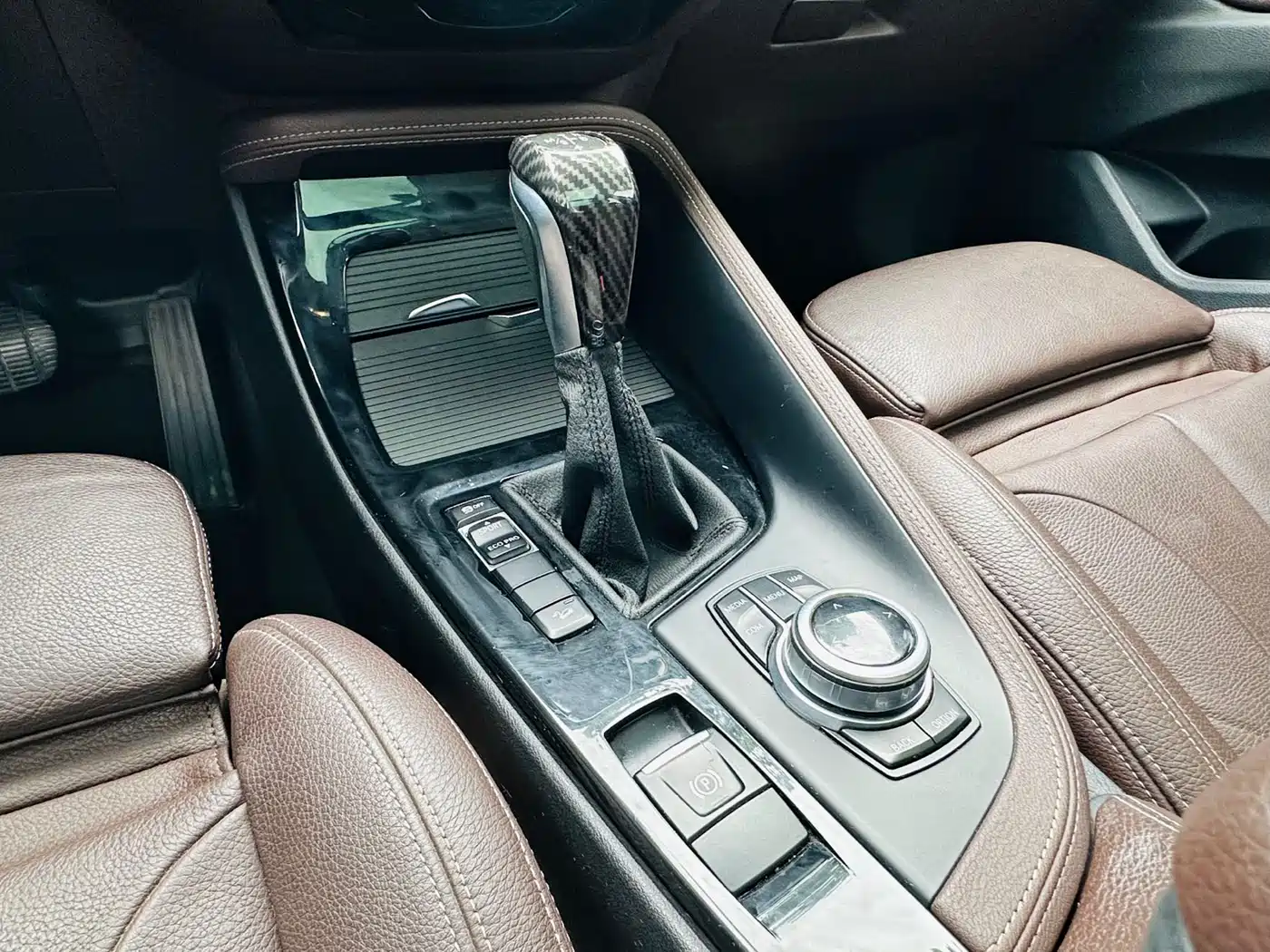 BMW X1 2018 xDrive20Li Premium Model фото 12