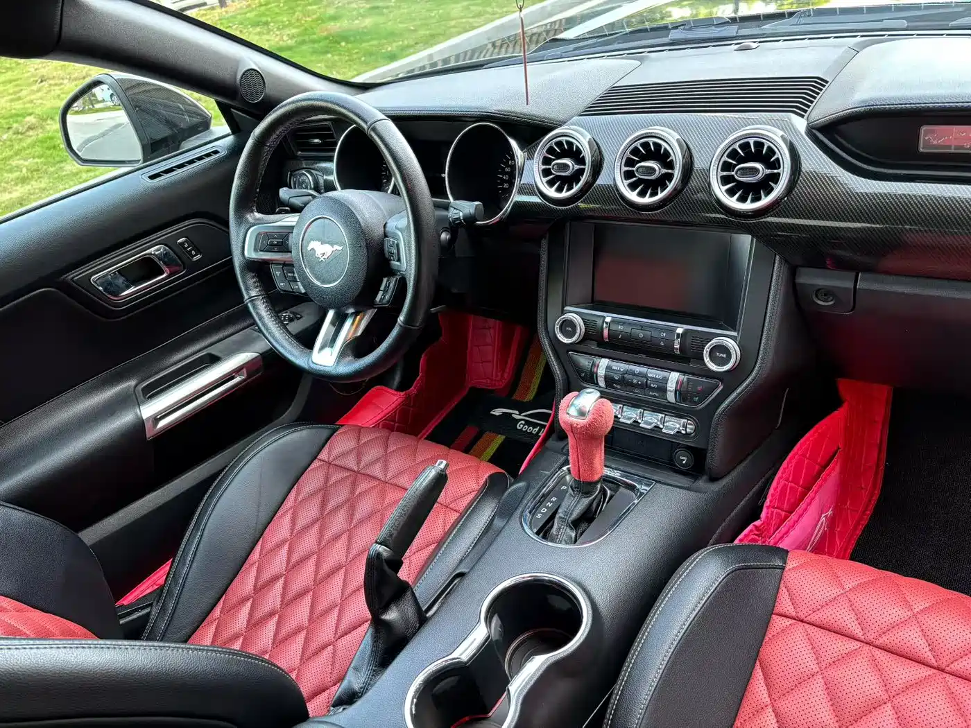 Ford Mustang 2015 2.3T Sport Edition фото 6