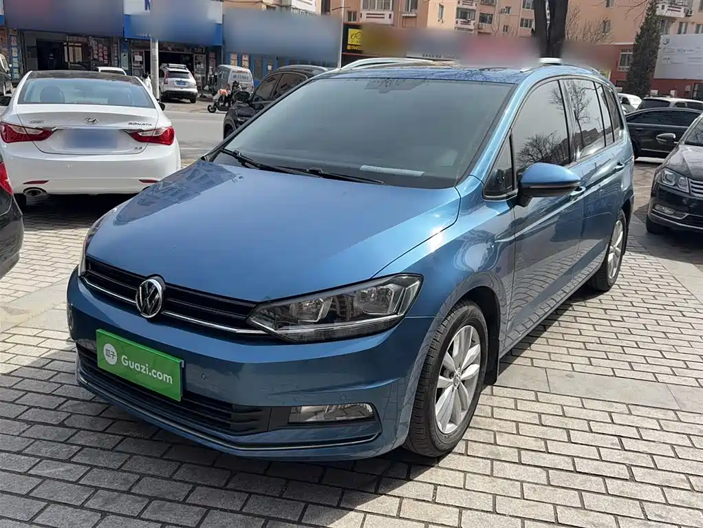 Volkswagen Touran 2018 Touran L 280TSI DSG Comfort 7-seater China V фото 2